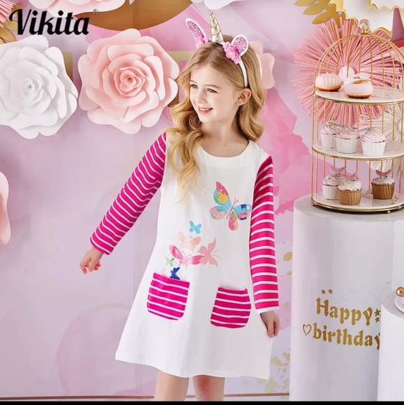 💙 4/$20 Girls Butterfly Dress with Pockets - Picture 2 of 3